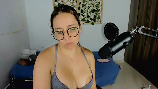 isa loves cum online show from 09-17-25, 11:50