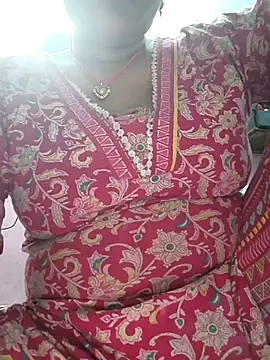 Snapshot of Ritasingh-0461 chatting on 07-08-26, 02:27 Ritasingh-0461 online show from 07-08-26, 02:27