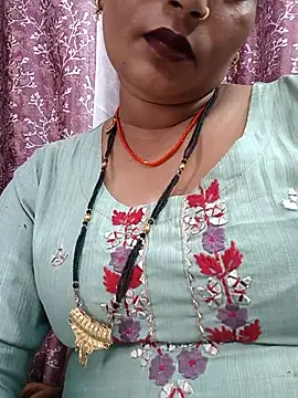 Snapshot of Ritasingh-0461 chatting on 07-10-26, 07:34 Ritasingh-0461 online show from 07-10-26, 07:34