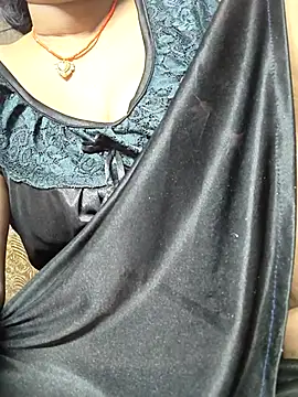Snapshot of Ritasingh-0461 chatting on 07-18-26, 01:43 Ritasingh-0461 online show from 07-18-26, 01:43