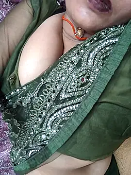 Snapshot of Ritasingh-0461 chatting on 07-27-26, 07:04 Ritasingh-0461 online show from 07-27-26, 07:04