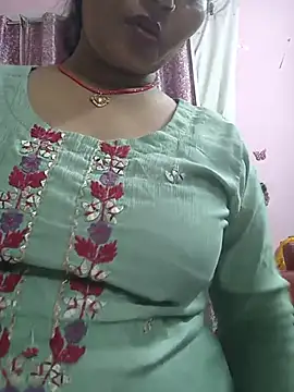 Snapshot of Ritasingh-0461 chatting on 08-08-26, 06:04 Ritasingh-0461 online show from 08-08-26, 06:04