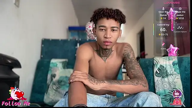 sexy blacks  online show from 11-01-25, 01:13