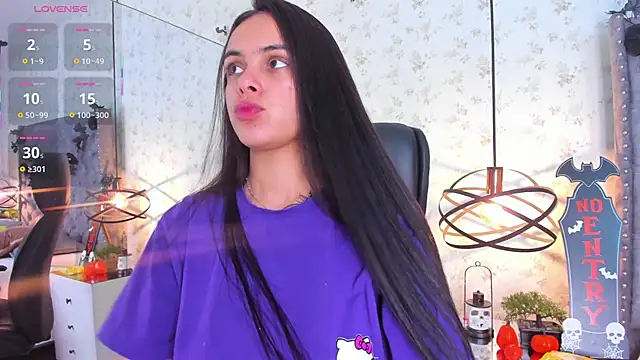 ChloeHarper  online show from 10-24-25, 01:40