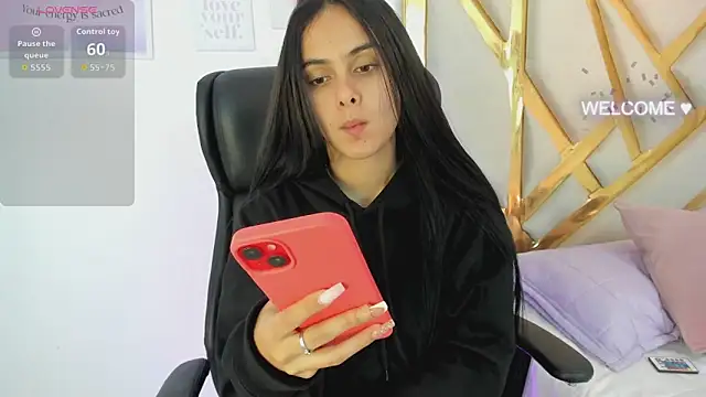 ChloeHarper  online show from 12-02-25, 06:58