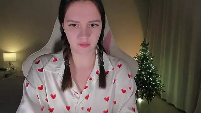 Snapshot of Sonia_moon_ chatting on 01-06-25, 02:04 Sonia moon online show from 01-06-25, 02:04