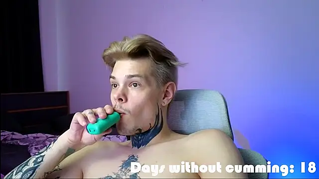 DENIS HERE online show from 05-12-26, 05:15