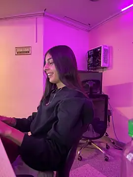 cristel 17 online show from 12-19-24, 06:45