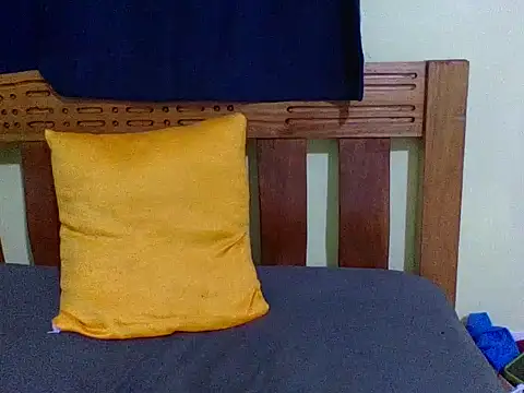 Snapshot of verginpussy01 chatting on 02-21-26, 09:27 verginpussy01 online show from 02-21-26, 09:27