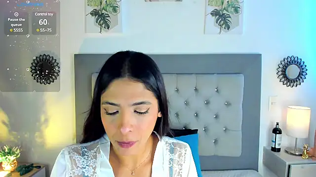 VeronikaOlsen online show from 12-08-24, 07:00