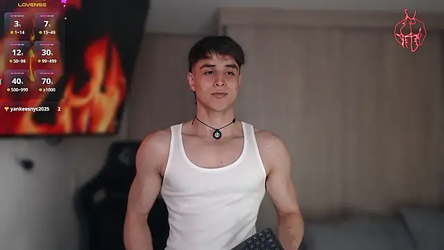 Snapshot of thomklein chatting on 03-24-26, 07:52 thomklein online show from 03-24-26, 07:52