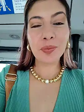 scarlett moore online show from 10-04-25, 01:31