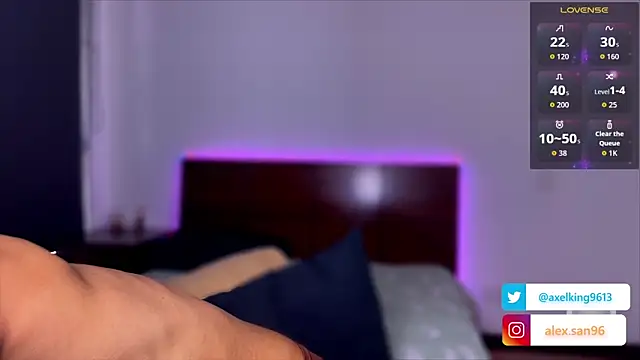 AxelKing1326 online show from 10-13-25, 04:29