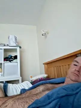 Snapshot of jonjoey123 chatting on 10-24-25, 07:49 jonjoey123 online show from 10-24-25, 07:49