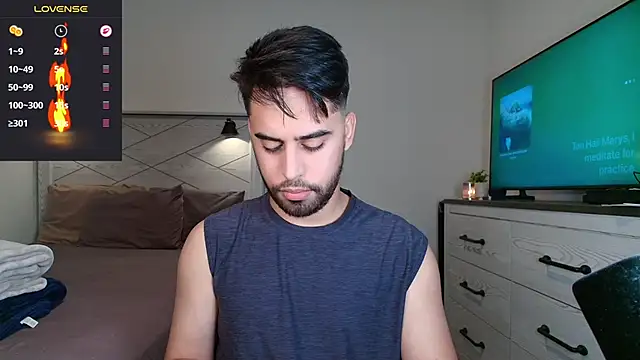 Snapshot of thonylewys chatting on 11-18-25, 05:28 thonylewys online show from 11-18-25, 05:28