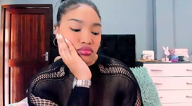 Snapshot of Slim_Pleasurexxx chatting on 12-14-24, 06:56 Slim Pleasurexxx online show from 12-14-24, 06:56
