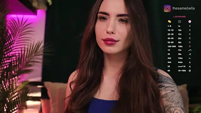 Snapshot of BabyYoda- chatting on 10-15-25, 06:19 BabyYoda- online show from 10-15-25, 06:19