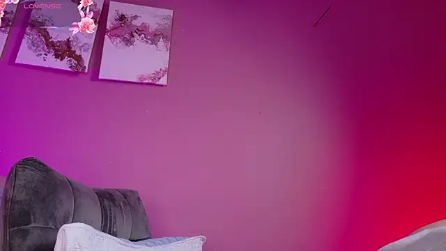 foxxy-lov3 online show from 03-07-26, 01:41