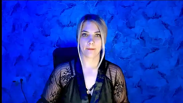 nika gold1 online show from 10-31-25, 03:57