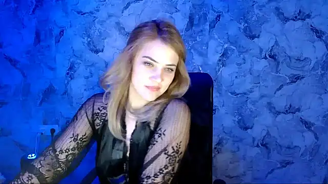 Snapshot of nika_gold1 chatting on 04-15-26, 07:58 nika gold1 online show from 04-15-26, 07:58