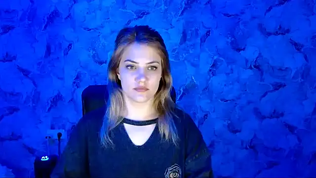 Snapshot of nika_gold1 chatting on 04-28-26, 06:02 nika gold1 online show from 04-28-26, 06:02