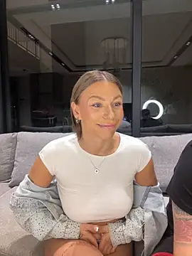 SexOnMyLvL online show from 10-08-25, 08:28