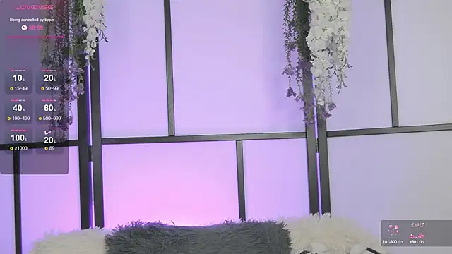 Snapshot of Xenomy chatting on 02-25-25, 10:58 Xenomy online show from 02-25-25, 10:58