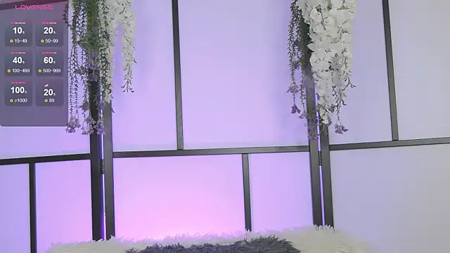 Snapshot of Xenomy chatting on 03-05-25, 08:54 Xenomy online show from 03-05-25, 08:54