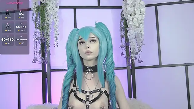 Snapshot of Xenomy chatting on 03-07-25, 08:23 Xenomy online show from 03-07-25, 08:23