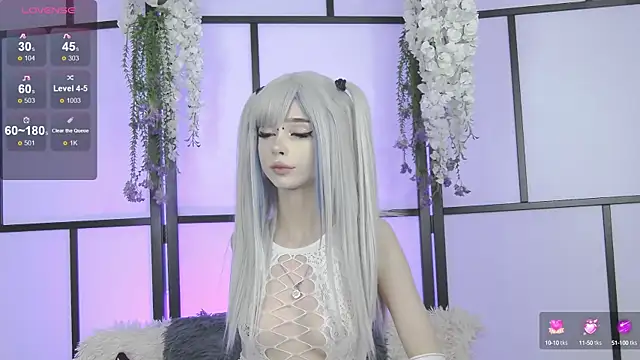 Snapshot of Xenomy chatting on 03-10-25, 08:26 Xenomy online show from 03-10-25, 08:26