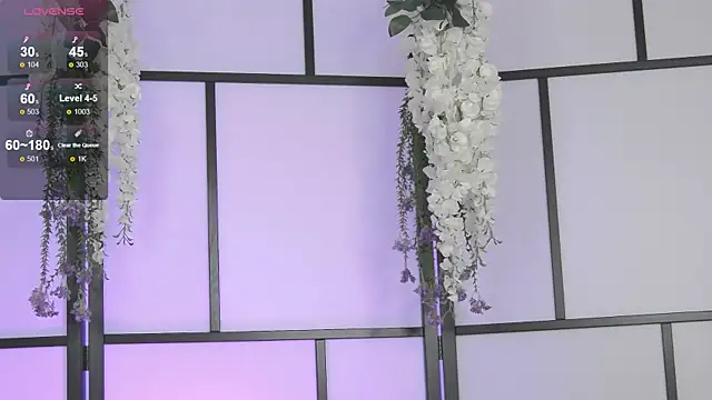 Snapshot of Xenomy chatting on 03-20-25, 05:13 Xenomy online show from 03-20-25, 05:13