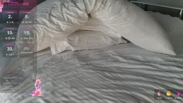 Snapshot of LadySambuca chatting on 01-31-25, 07:39 LadySambuca online show from 01-31-25, 07:39