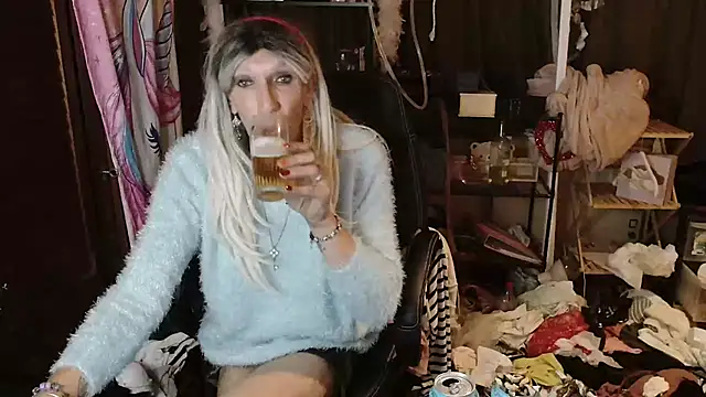 Ombeline1 online show from 10-14-25, 07:58