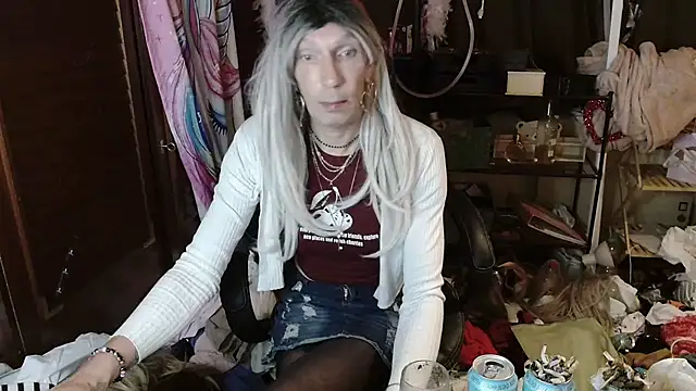 Ombeline1 online show from 10-22-25, 04:24