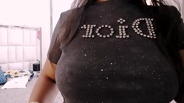 Lizeth Bels online show from 01-17-25, 05:19