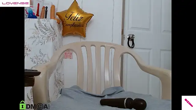 Hot Candy  online show from 03-11-25, 04:29