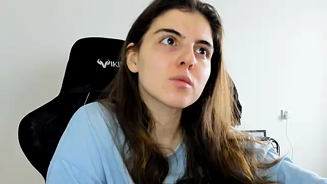 emmamurrr online show from 12-15-25, 10:52