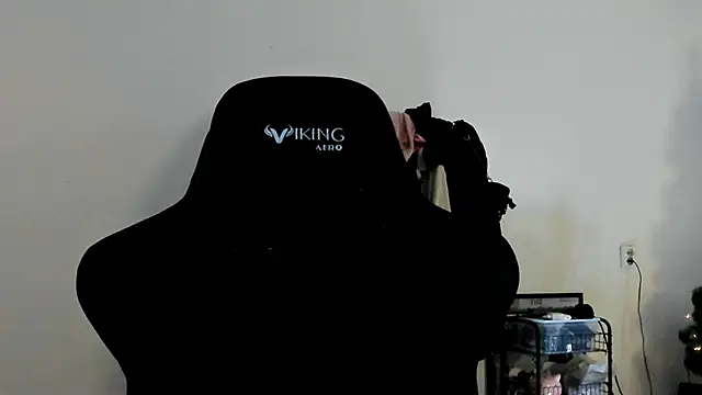 emmamurrr online show from 01-06-26, 01:37