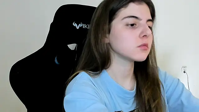 emmamurrr online show from 01-14-26, 02:01