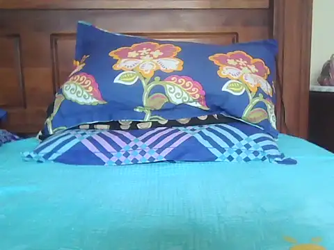 Snapshot of Nuttysub chatting on 03-12-26, 02:29 Nuttysub online show from 03-12-26, 02:29