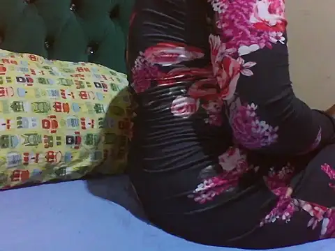 Sexy Riri online show from 05-08-26, 10:48