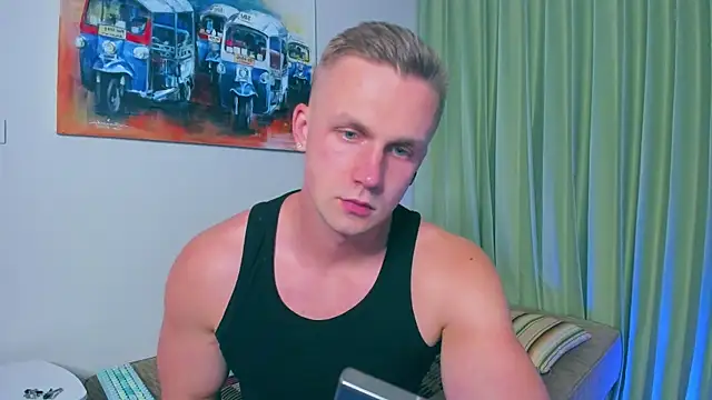 Snapshot of Samuel_Andrew chatting on 12-13-24, 11:55 Samuel Andrew online show from 12-13-24, 11:55