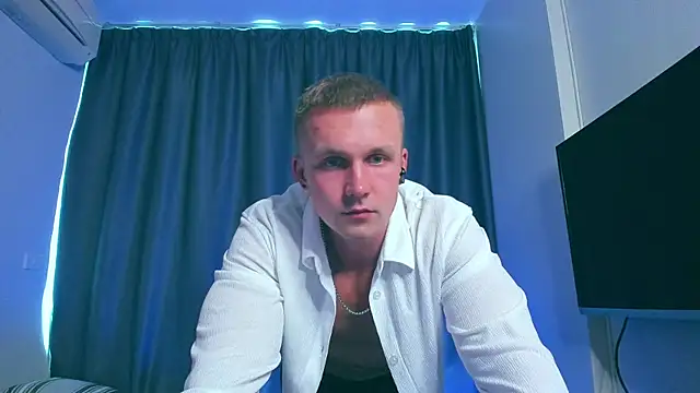 Snapshot of Samuel_Andrew chatting on 01-31-25, 07:07 Samuel Andrew online show from 01-31-25, 07:07