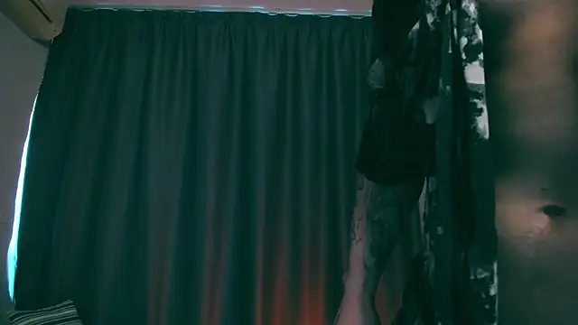 Snapshot of Samuel_Andrew chatting on 02-03-25, 01:41 Samuel Andrew online show from 02-03-25, 01:41