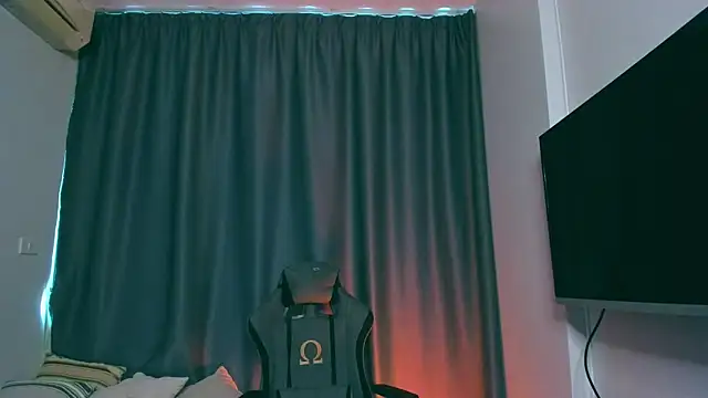 Snapshot of Samuel_Andrew chatting on 03-05-25, 05:50 Samuel Andrew online show from 03-05-25, 05:50