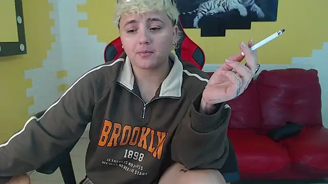 isabeautyx19 online show from 12-21-24, 04:14