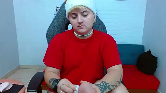 isabeautyx19 online show from 12-29-24, 01:17