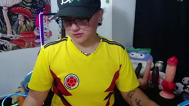 isabeautyx19 online show from 06-18-26, 01:50