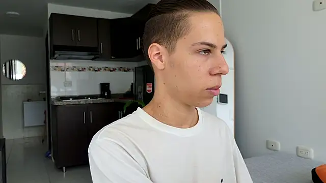 grey   27 online show from 02-19-25, 02:55