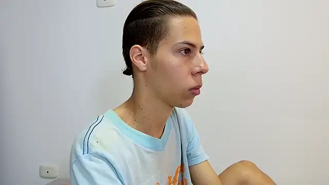 grey   27 online show from 03-01-25, 01:11